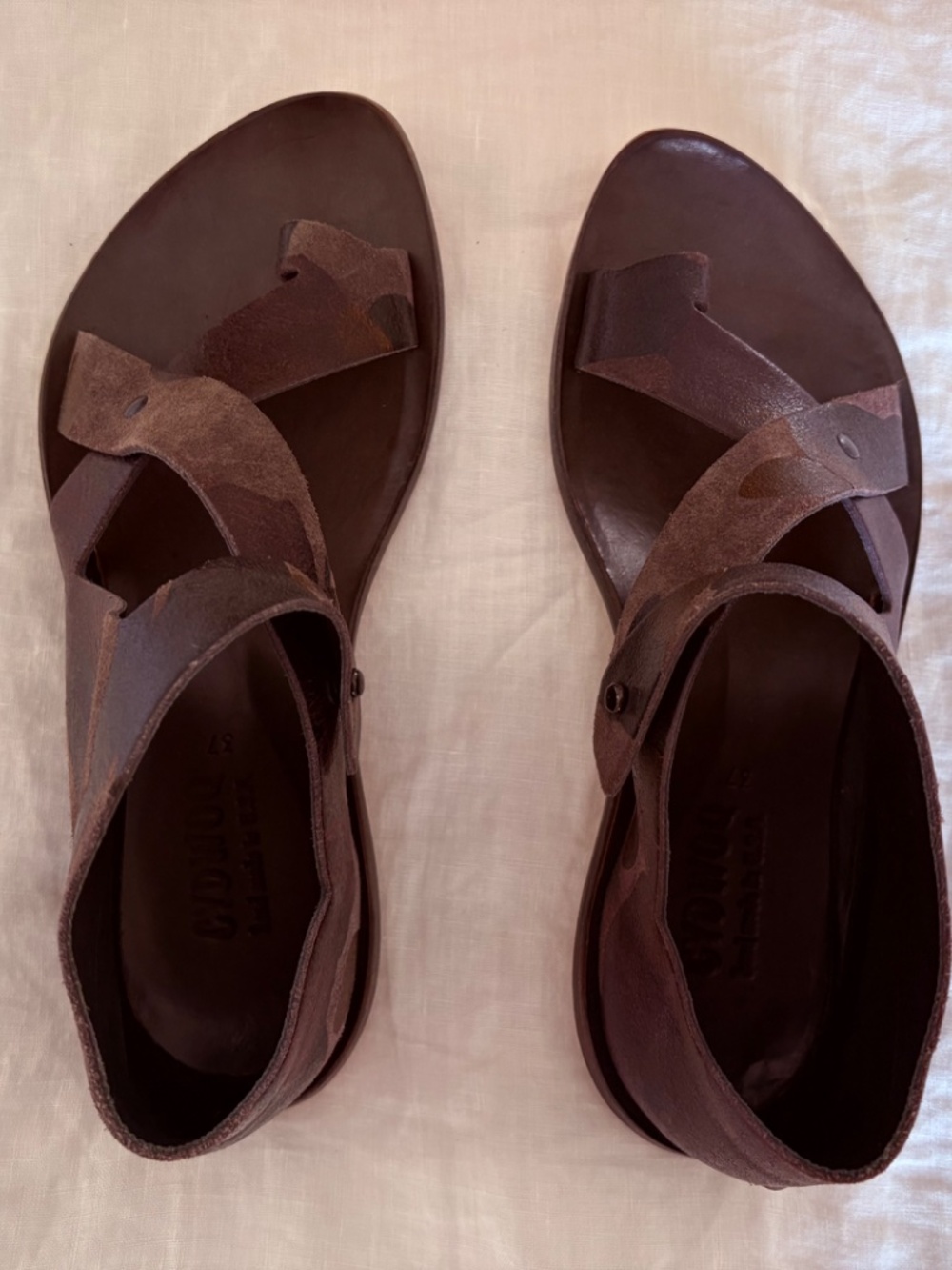 Cydwoq purple Ocelot handmade leather sandals, size 37. - Picture 2 of 7